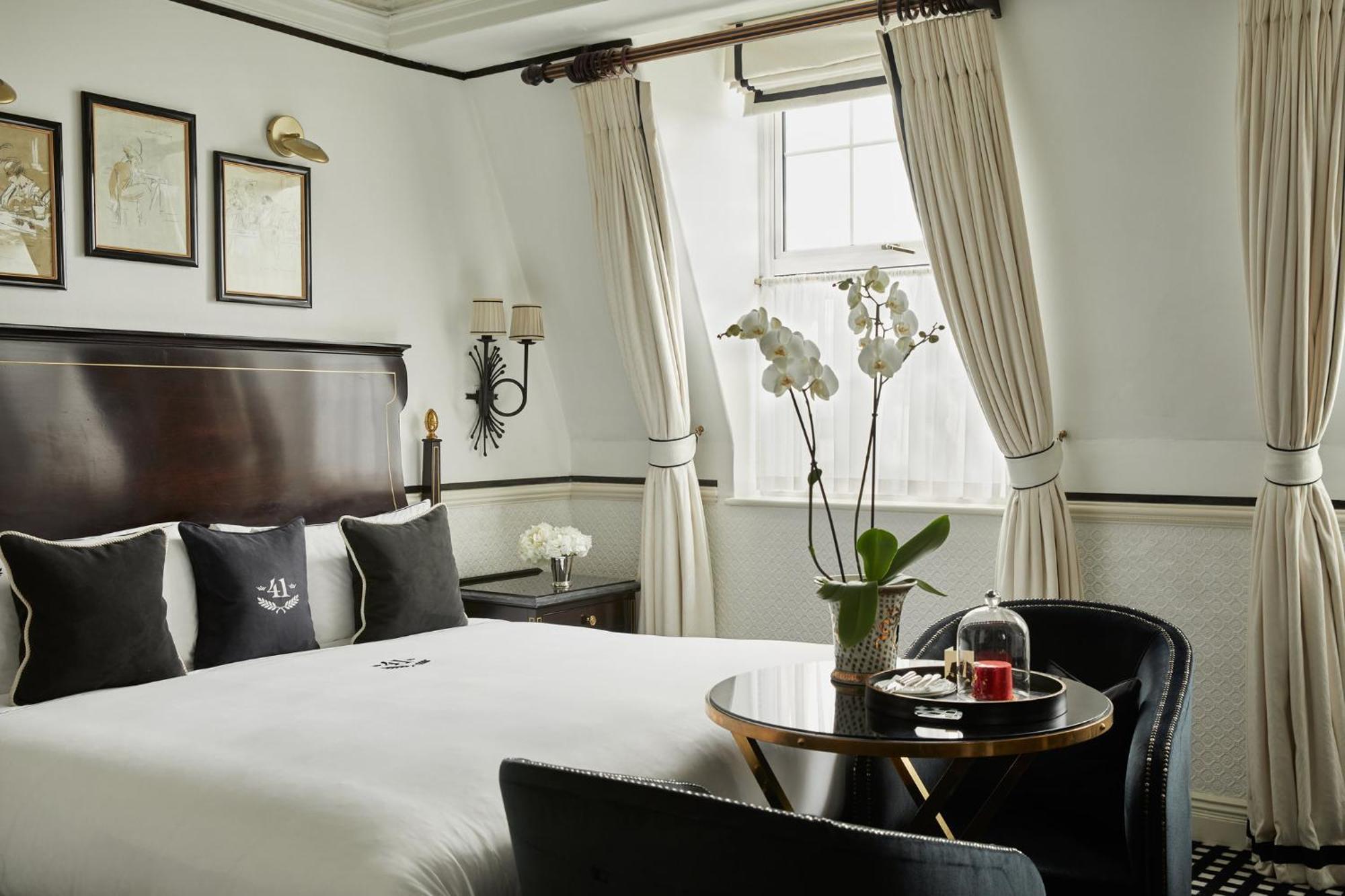 41 Hotel Londen Buitenkant foto A room at The Ivy Hotel