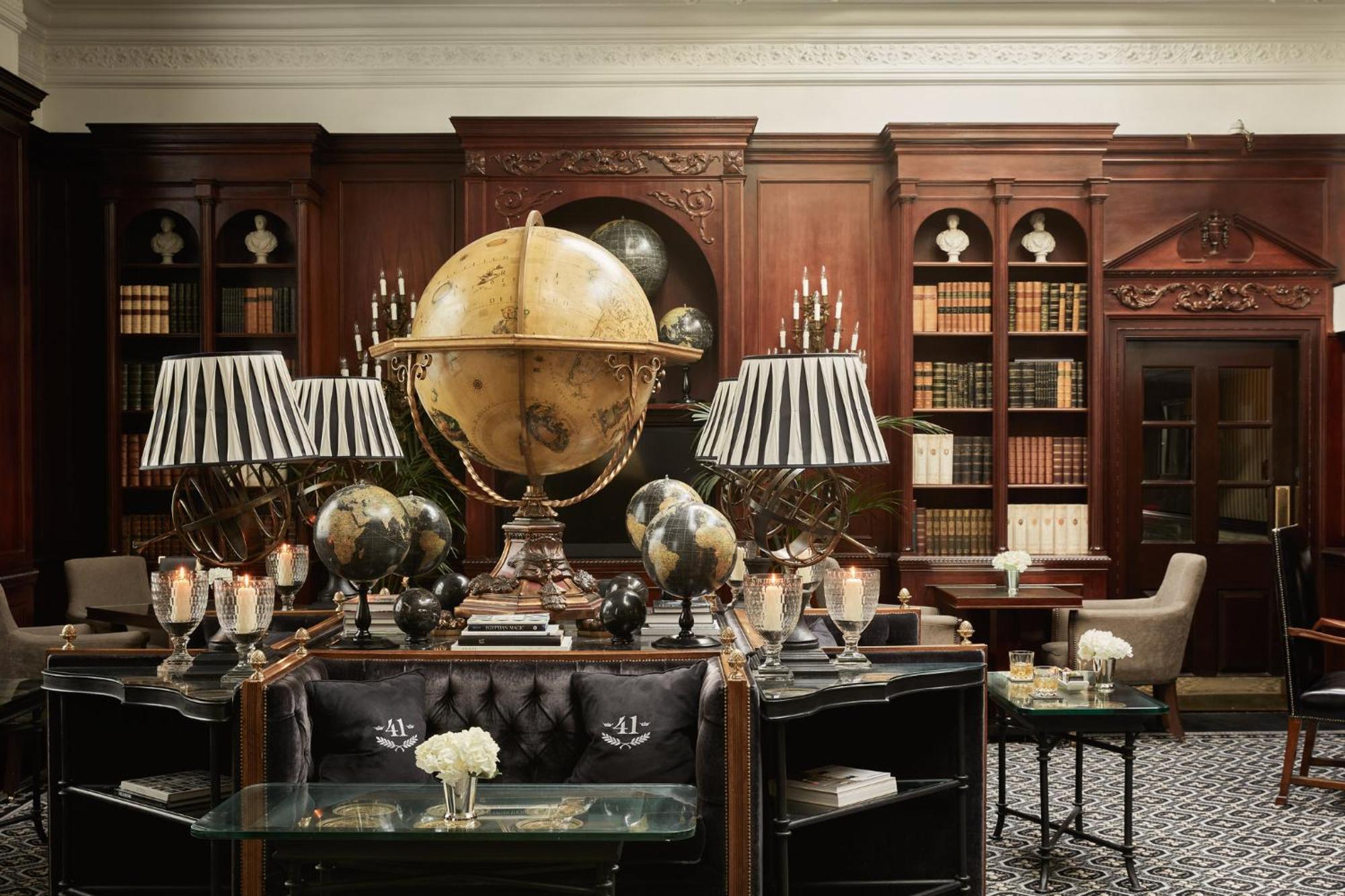 41 Hotel Londen Buitenkant foto Library at The Ivy Hotel